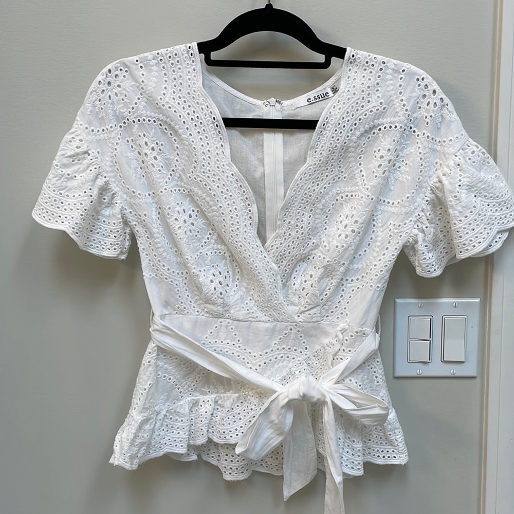 E.ssue white ruffle top size S